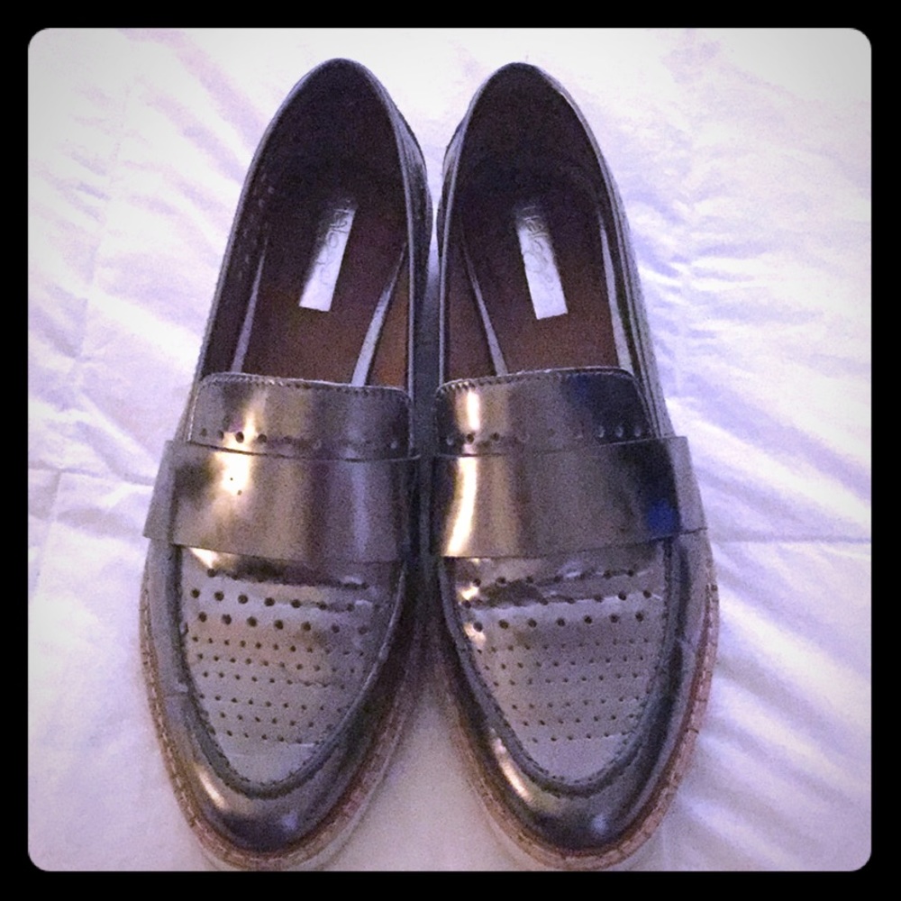 Halogen pewter cork loafer used size 8.5